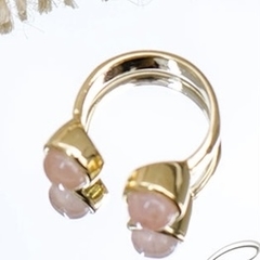 Anel Dourado Dupla Pedra - Quartzo Rosa - comprar online