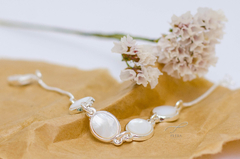 Pulseira Essence Dourada - Madrepérola na internet