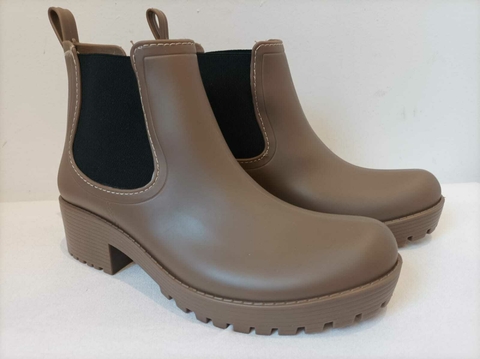 Botita lluvia Visón