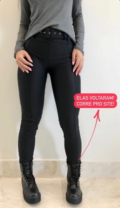 CALÇA MONTARIA - PRETA