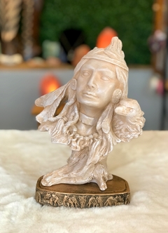 Busto de Índia com Águia (22cm) - comprar online