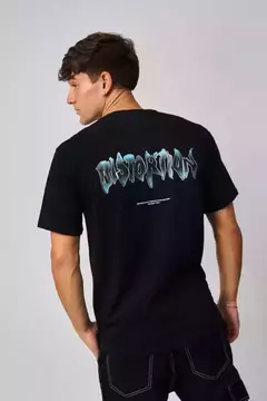 Remera Distortion negro