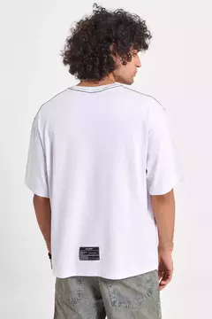 Remera Apparel Boxy blanco en internet