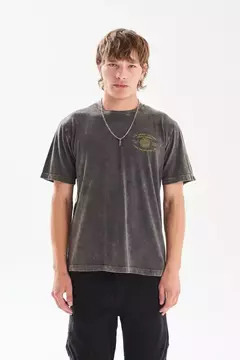 Remera Live en internet