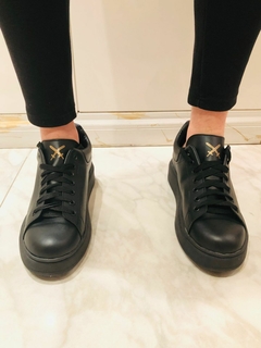 Zapatillas Mc Queen All Black Air en internet