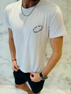 Remera Out Insade en internet