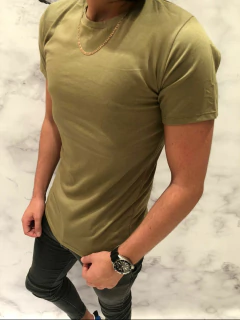 Remera Básica - LAGUARDIA