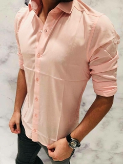 Camisa Lisa Cuello Común