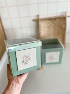 Cachepô com Tampa Menta Betina - comprar online