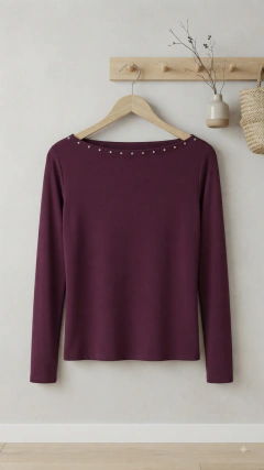 Remera tachas