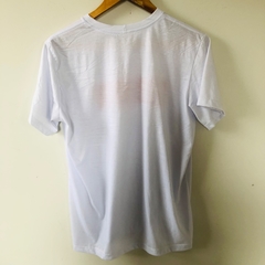 Camiseta em Poliéster Manga Curta T-shirt Pareço Legal Mas Corrijo - loja online