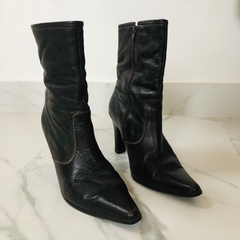 Bota Marrom Bico Fino Salto Fino Corello 35 na internet