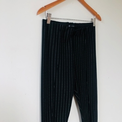 Calça Risca de Giz Cintura Média com Elastano Ak Urban Riachuelo M - Brechó Bete Balanço