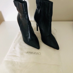 Bota Feminina Cano Curto Salto Fino Preta Arezzo 34 - Brechó Bete Balanço