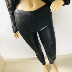 Calça Legging Preta Resinada P Nova - comprar online