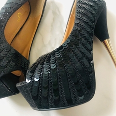 Sandália Peep Toe Paetês Salto Fino Preta Luxuosa 35/36 - Brechó Bete Balanço