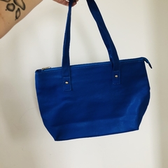 Bolsa de Ombro Média Azul Marisa