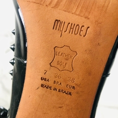 Imagem do Sandália Spikes Preta Salto Fino My Shoes 36