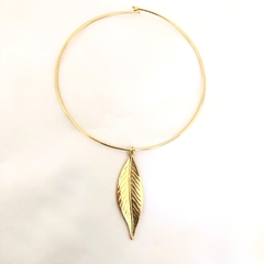 Choker com Pingente de Folha - Brechó Bete Balanço