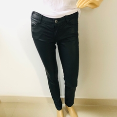 Calça Skinny Preta Resinada Hering 38 - Brechó Bete Balanço