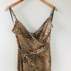 Macacão Longo Decotado Oncinha Animal Print Caedu P