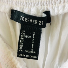 Imagem do Blusa Bata Minivest Bordada Flores Forever 21 P