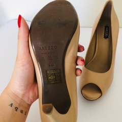 Sapato Peep Toe Salto Fino Bege Nude Arezzo 35 - loja online