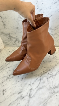 Bota Feminina Cano Curto Bico Fino Salto Grosso 38 - loja online
