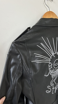 Jaqueta Feminina Preta Couro Fake Punk Motociclista Riachuelo 40
