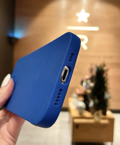 Capa de Sicone TPU Azul Iphone 14 Nova - loja online