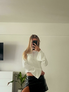 Imagen de Remera morley dior manga volados