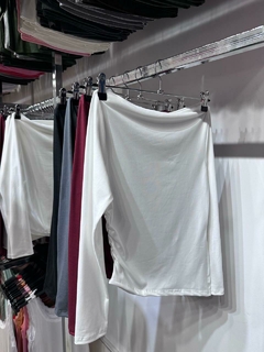 Imagen de Remera pico frunces modal soft