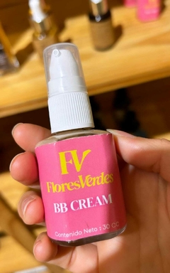 BB CREAM "FLORES VERDES"