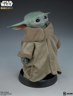 Baby Yoda The Child 1/1 - Star Wars The Madalorian - Sideshow na internet