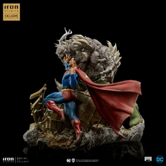 Imagem do Super Homem Vs Apocalipse 1/10 Deluxe Event Exclusive Iron Studios