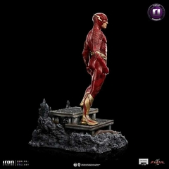 Flash - 1/10 Art Scale - The Flash Movie - Iron Studios - comprar online