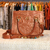 BOLSA BRONZE TEXTURA TIRACOLO