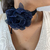 COLAR FLOR MARINHO GLITTER