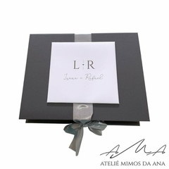 Caixa Luana & Rafael - 20 x 25 x 5 - Cinza Dubai - comprar online