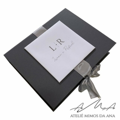 Caixa Luana & Rafael - 20 x 25 x 5 - Cinza Dubai