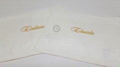 Toalha de Mão Bordada com Nomes - comprar online