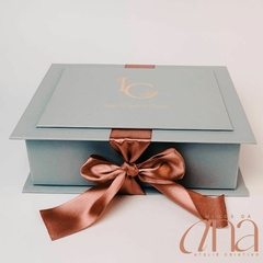 Caixa Igor e Carol - 15x20x6 - Cinza Milano - Ateliê Mimos da Ana