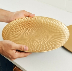 Centro de Mesa Dourado na internet