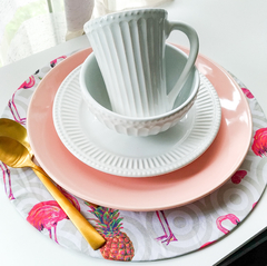 Sousplat em mdf com capa de tecido flamingo - loja online