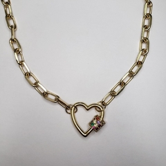 Cadena con candado de corazón