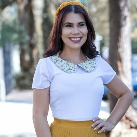 Blusa Branca Com Gola