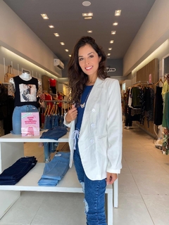 Blazer alongado Branco na internet