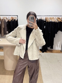 CLEA Pants en internet