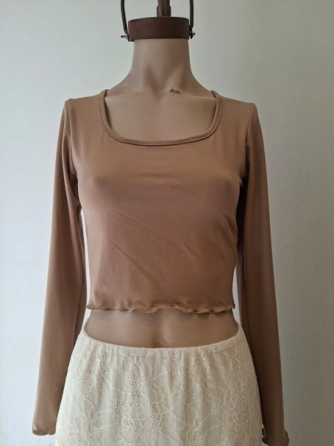 TOP CUELLO CUADRADO ROULOTTE *MODAL SOFT* *SALE* - comprar online