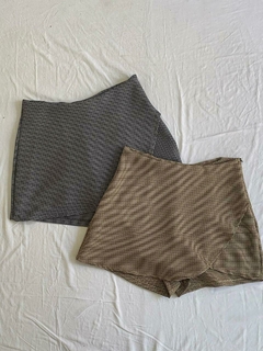 SKORT CRUZADO *SASTRERO GALES*